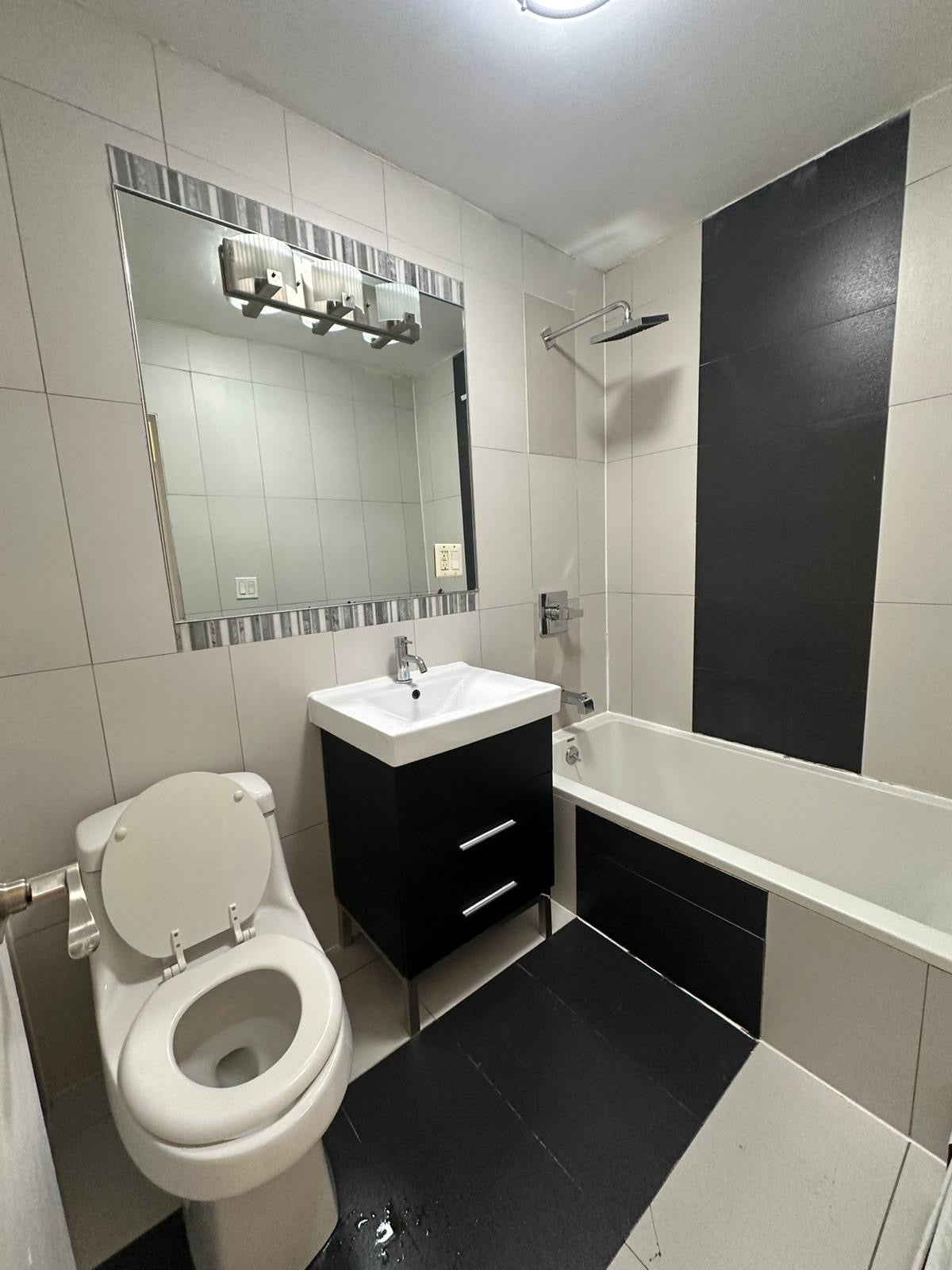 Well-Located and Bright Room in Bushwick