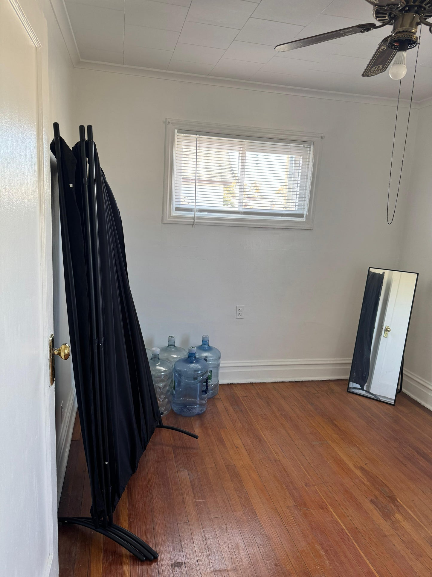 Habitación en middle village - disponibilidad inmediata