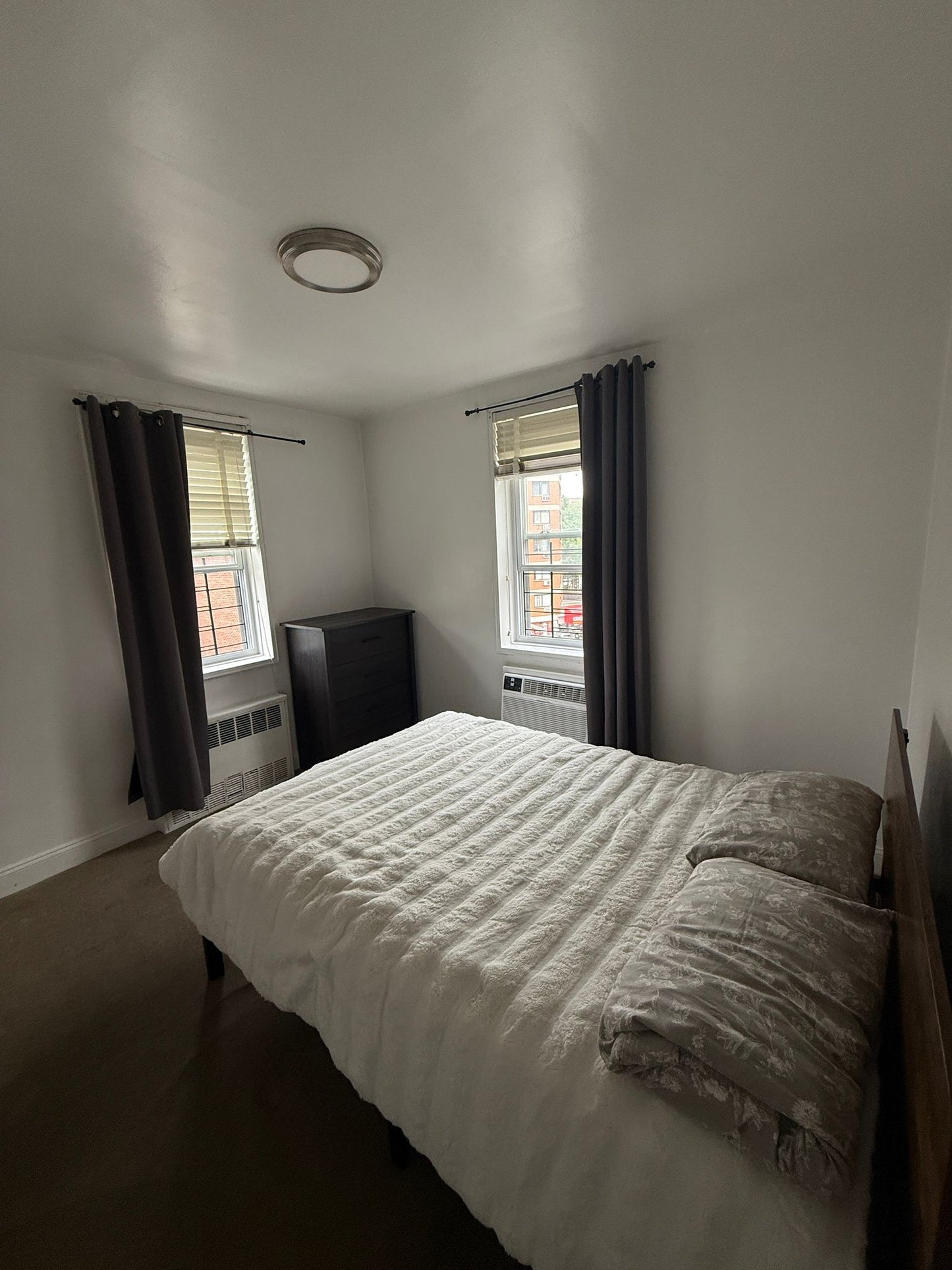 Habitación privada en queens Elmhurst , cerca del tren 7