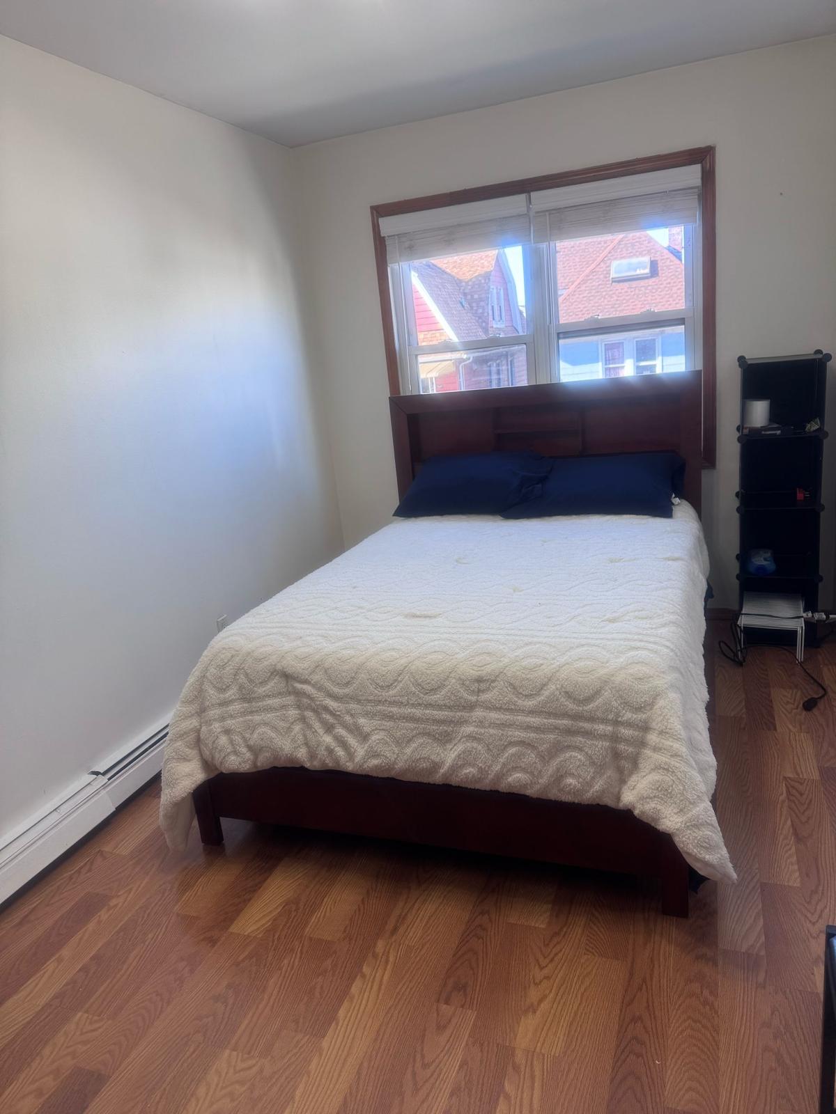 Habitación privada a 10 minutos del mall queens center