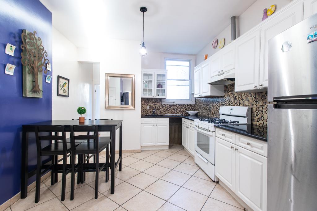 Stylish Furnished 3-Bedroom in Ridgewood