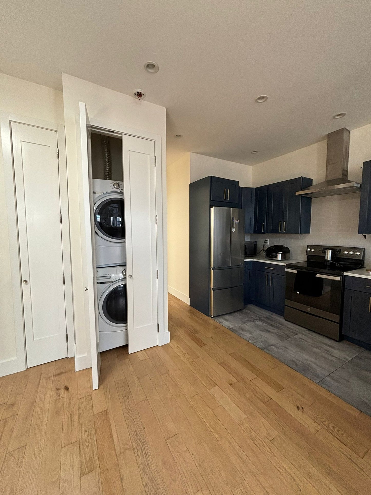 Spacious Room in Crown Heights – Easy Access to the City!