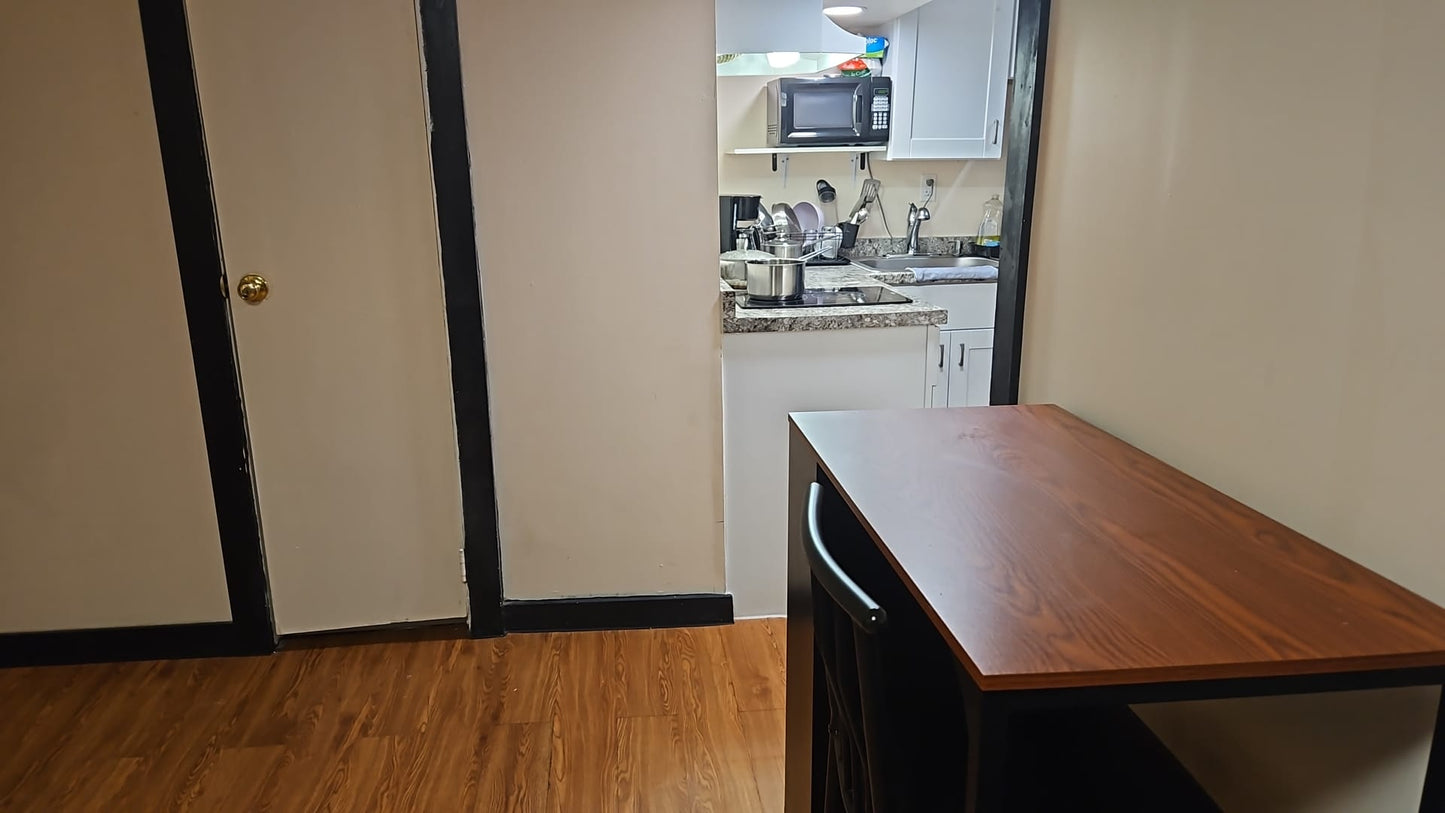 Habitación privada hermosa en Ridgewood!!