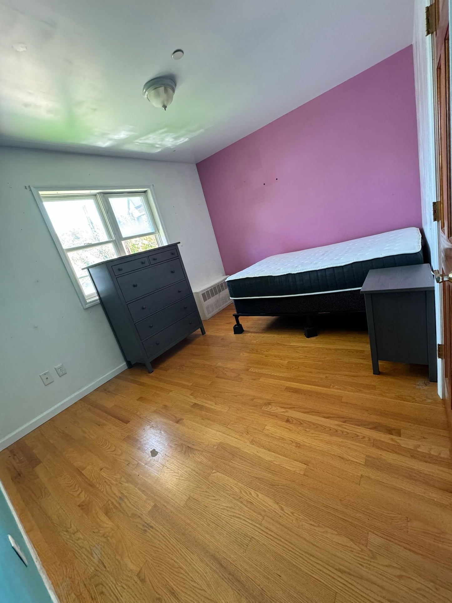 Habitación privada en Glendale muy amplia!