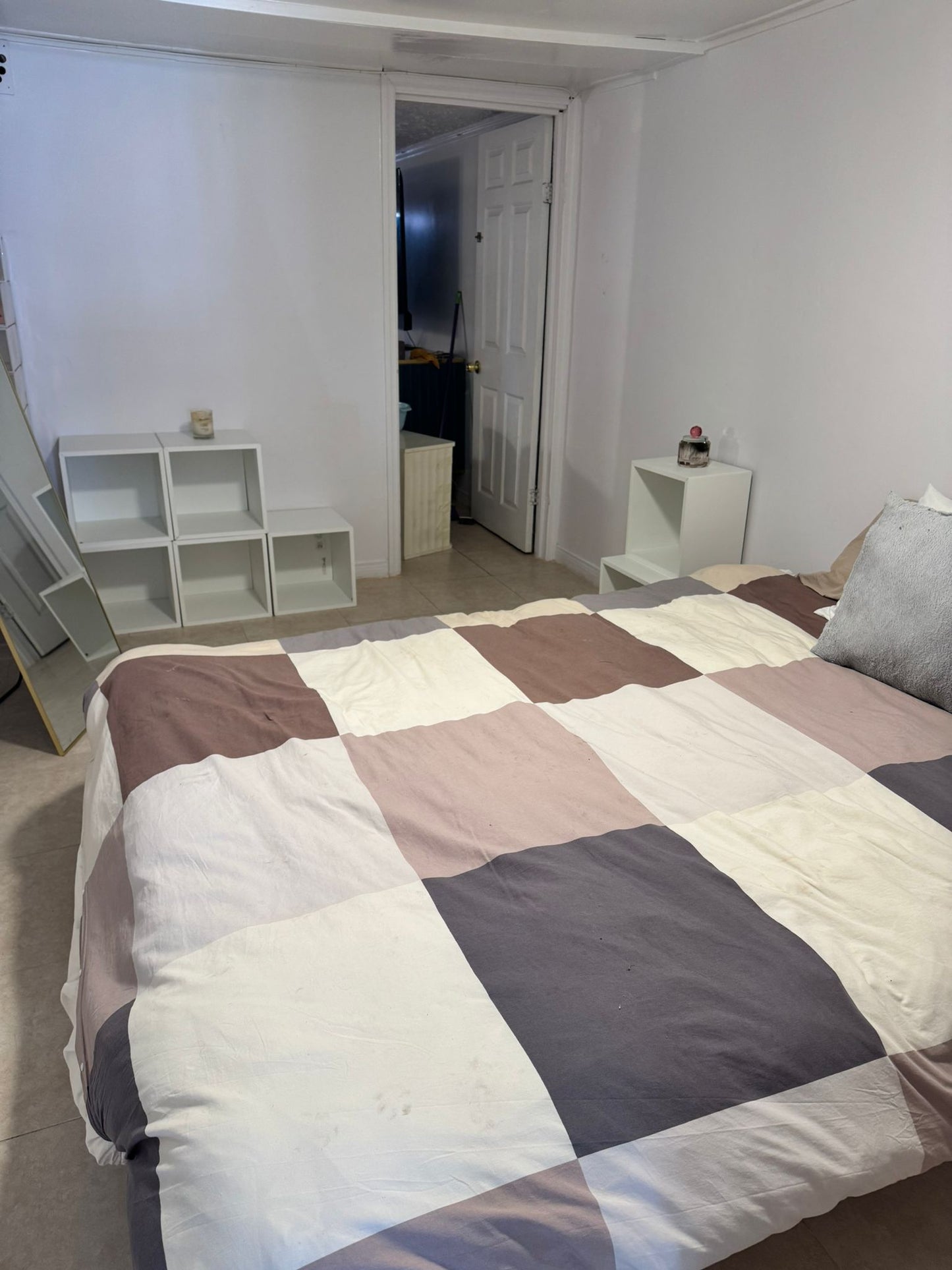 Basement de Dos habitaciones en Richmond Hills