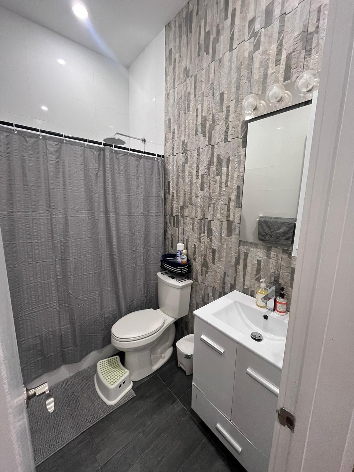 Habitación en Bushwick, cerca del tren J, A, C, L.