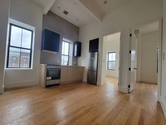 Modern 2-Bedroom, 1-Bath Apartment in Crown Heights
