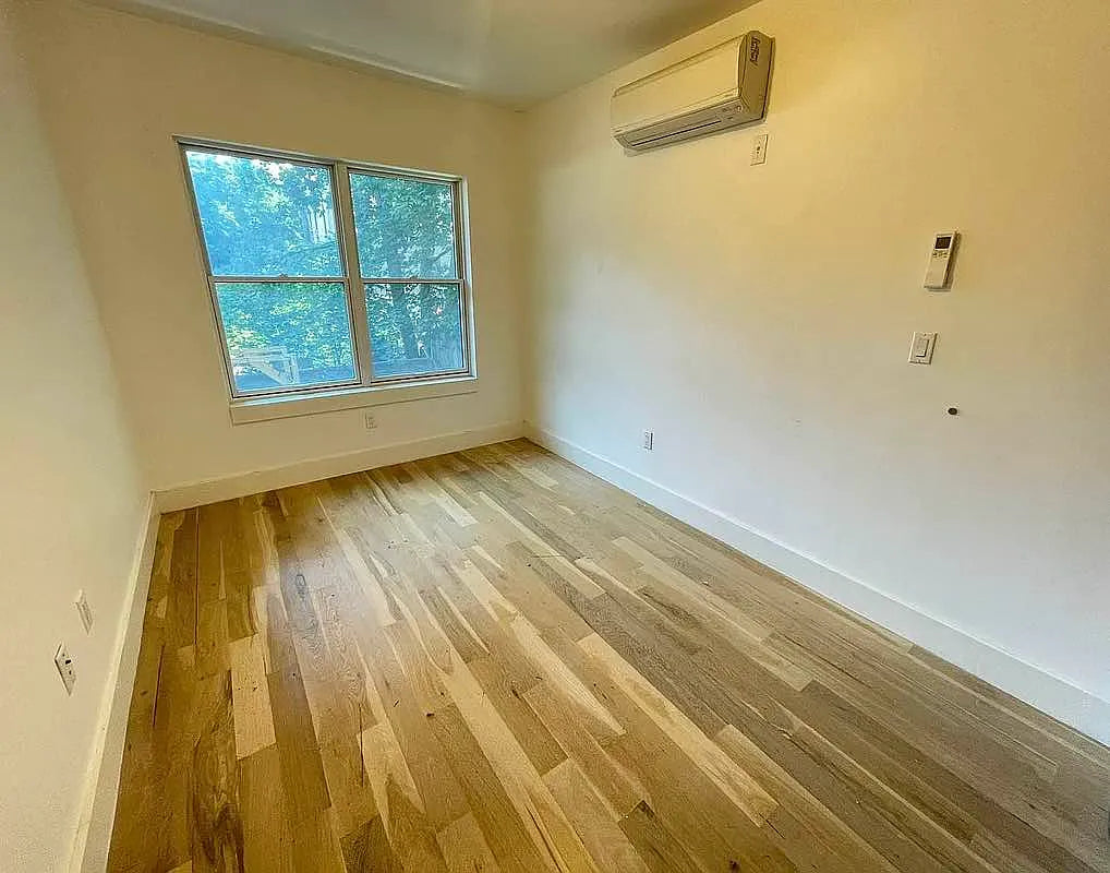 Modern 2-Bedroom, 1-Bathroom Apartment in Crown Heights