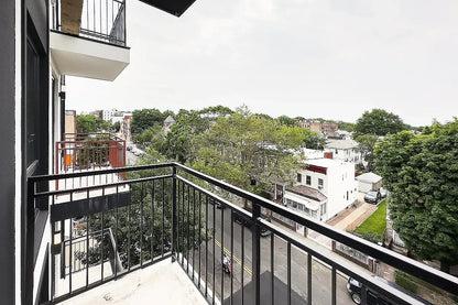 Modern 2 Bedroom / 1 Bathroom in Flatbush