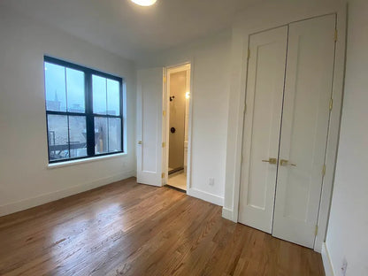 Spacious 4-Bedroom, 3-Bath Home in Bedford-Stuyvesant – Excellent Amenities!