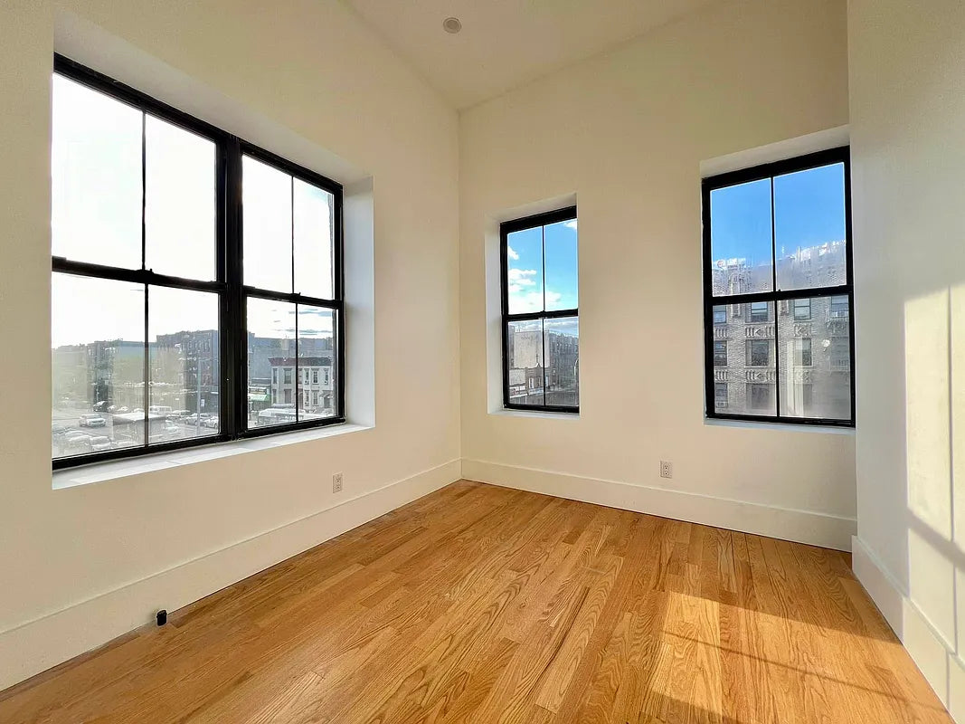 Modern 2-Bedroom, 1-Bath Apartment in Crown Heights