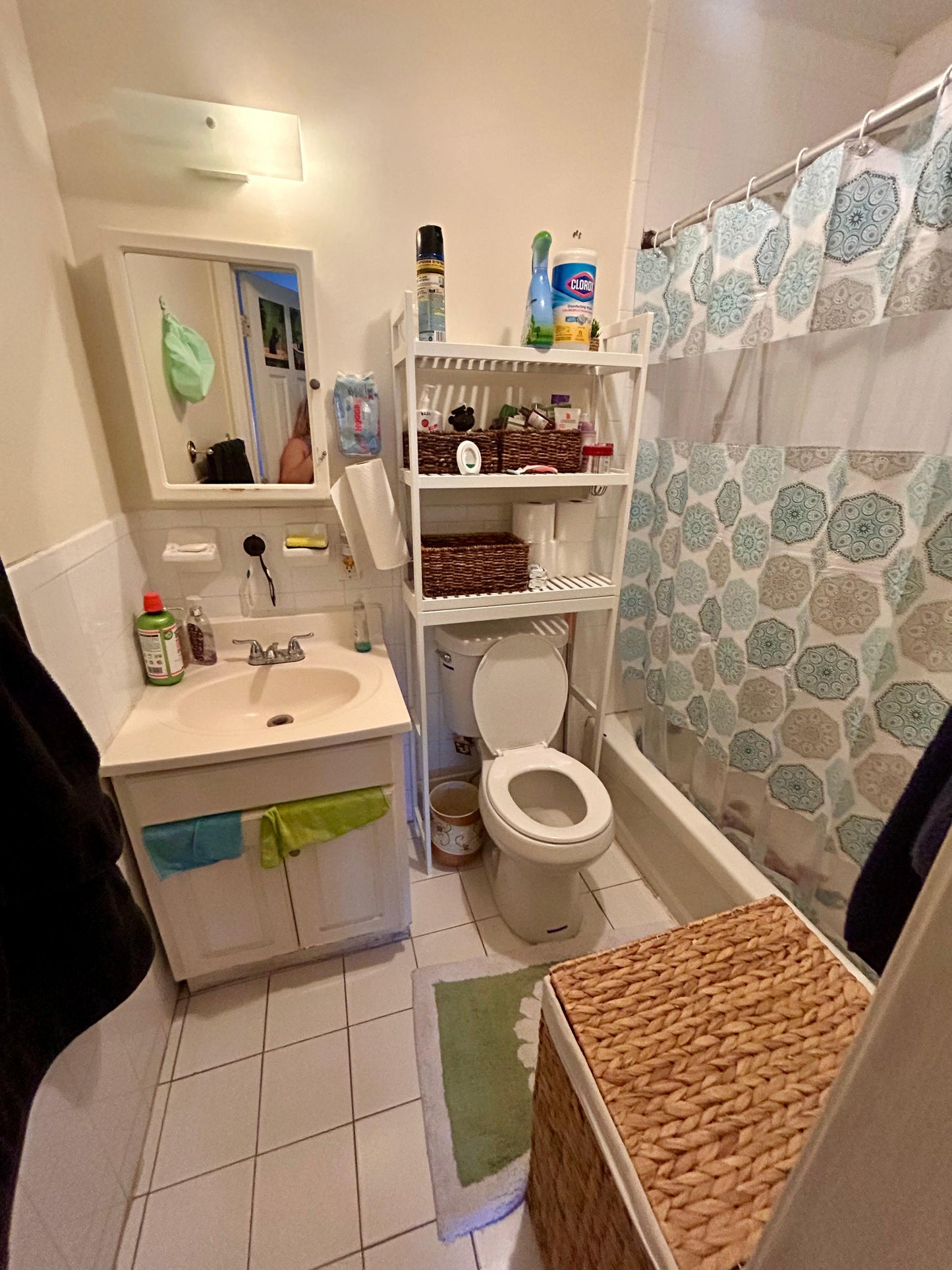 Spacious and Cozy Room with Beautiful Balcony