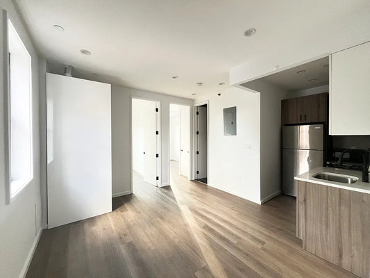 Modern 2-Bedroom, 2-Bath Apartment in Flatbush