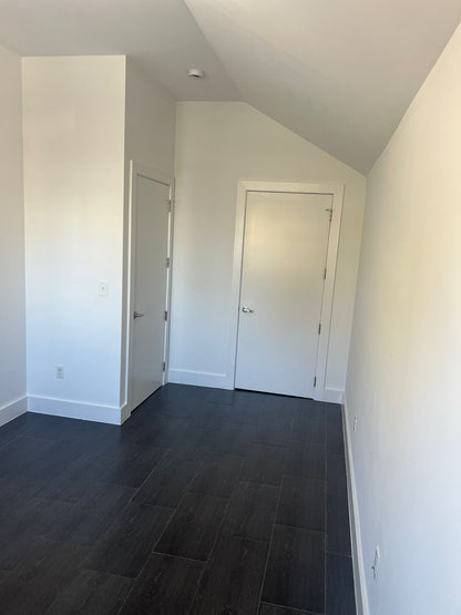 Habitación privada amueblada cerca del tren (queens)