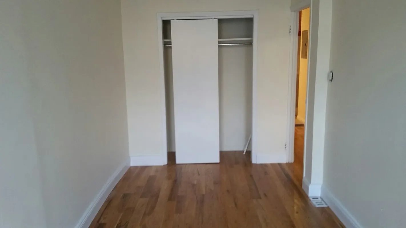 1 Bed, 1 Bath apartment for rent in Marine Park