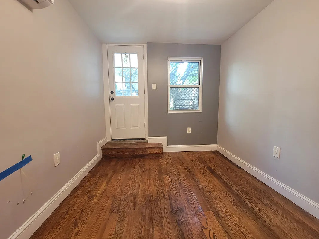 Modern 3-Bedroom, 1-Bath Apartment in Ocean Hill