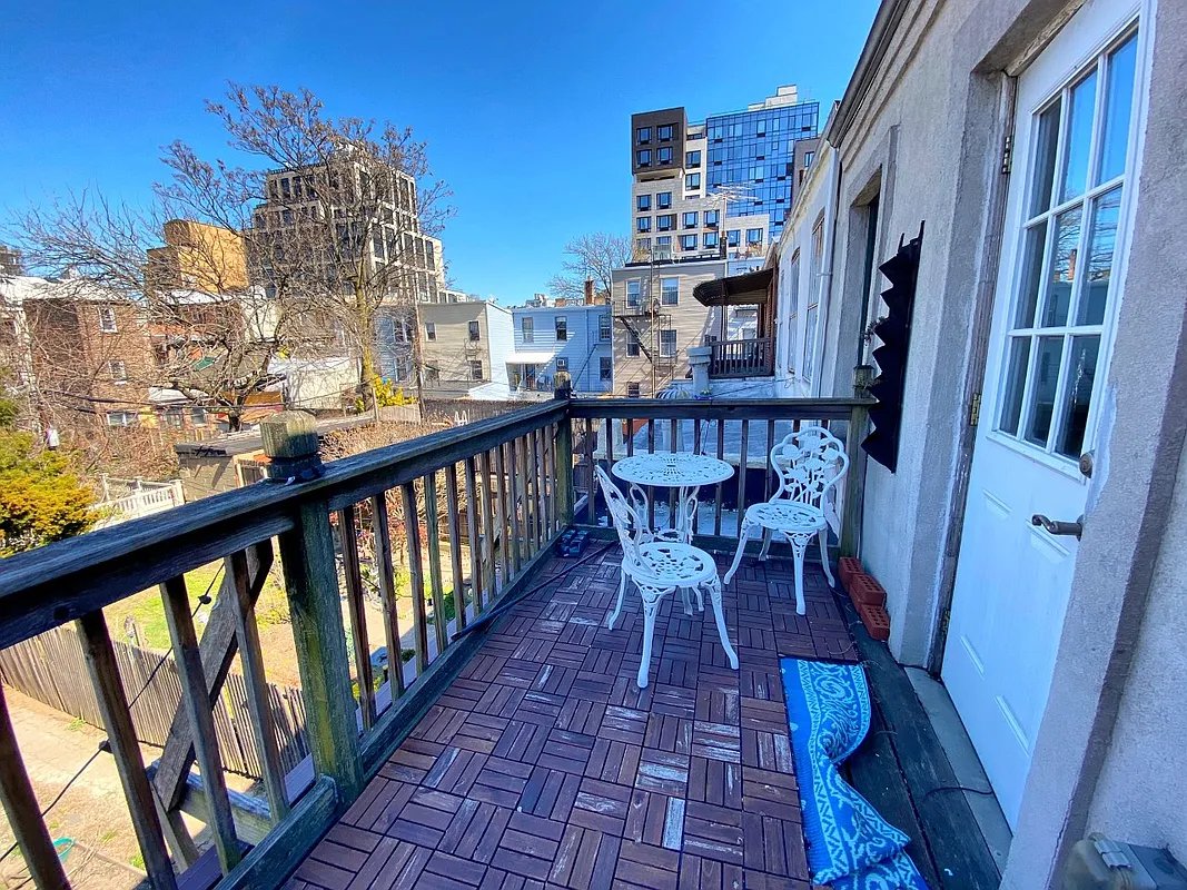 Apartment For Rent - Greenwood