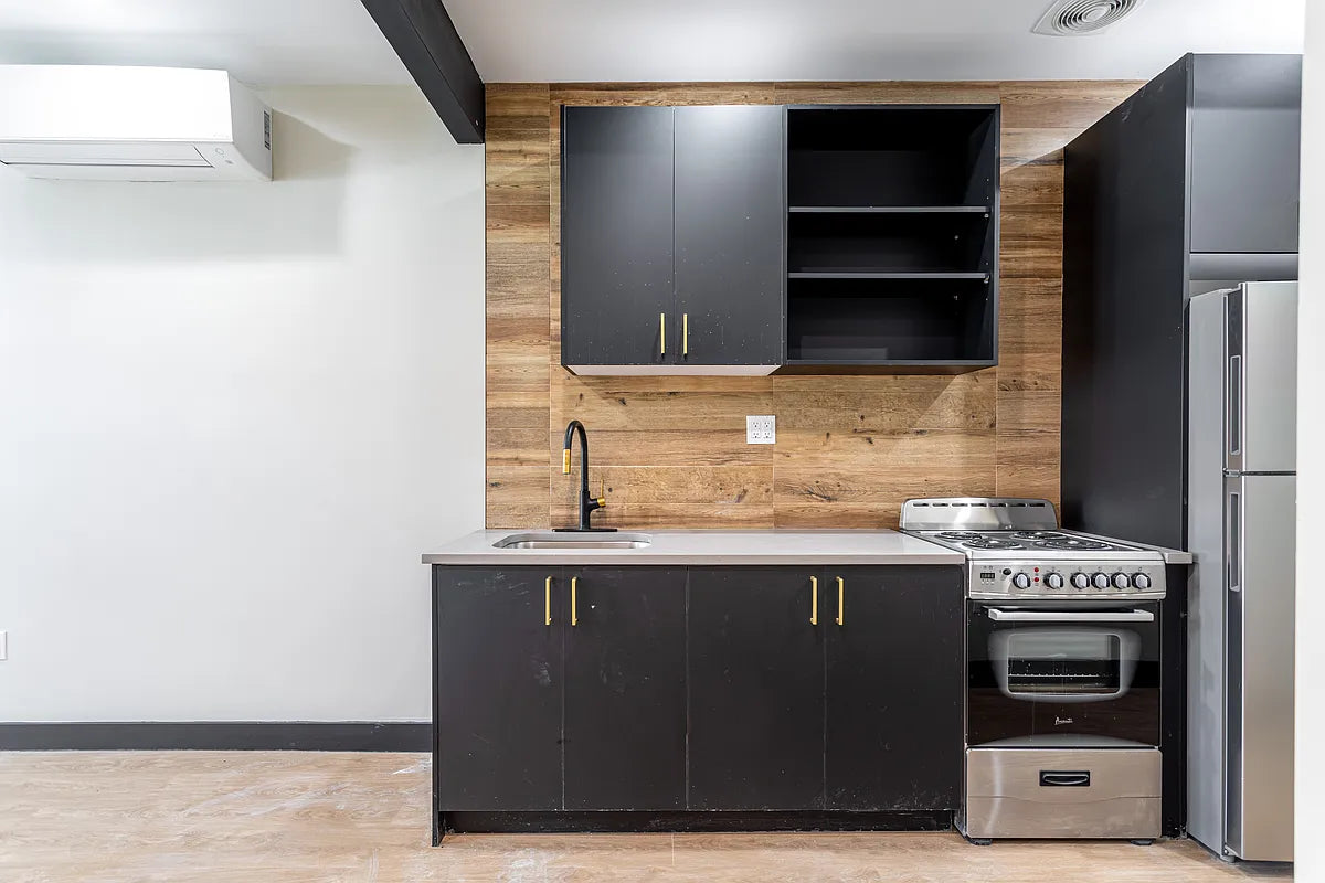 Modern Studio Apartment in Flatbush