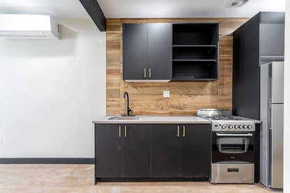 Modern Studio Apartment in Flatbush