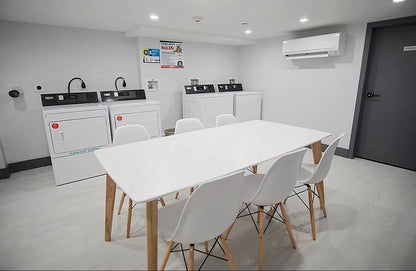 Modern 2 Bedroom / 1 Bathroom Apartment in Bedford-Stuyvesant