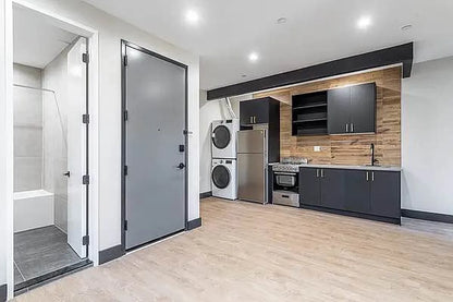 Modern 2 Bedroom / 1 Bathroom in Flatbush