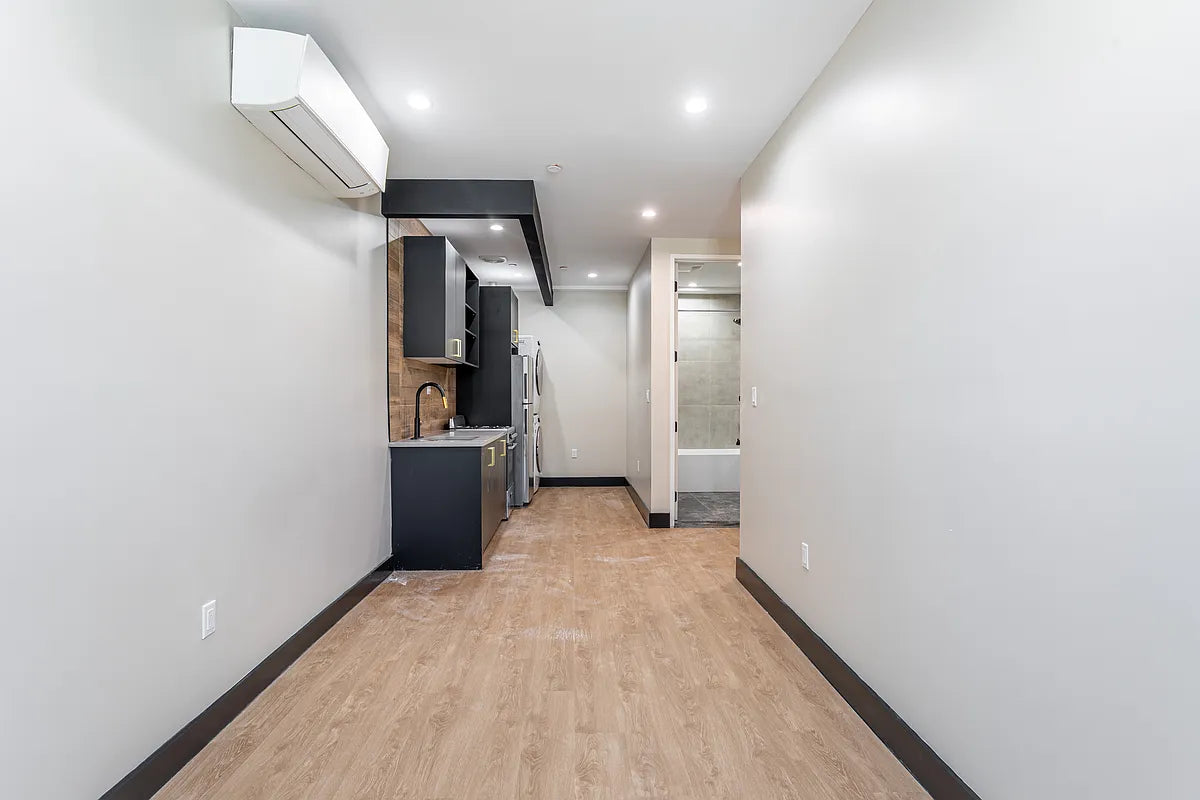 Modern Studio Apartment in Flatbush