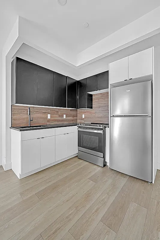 Modern 2-Bedroom, 1-Bath Apartment in East Flatbush – Prime Location