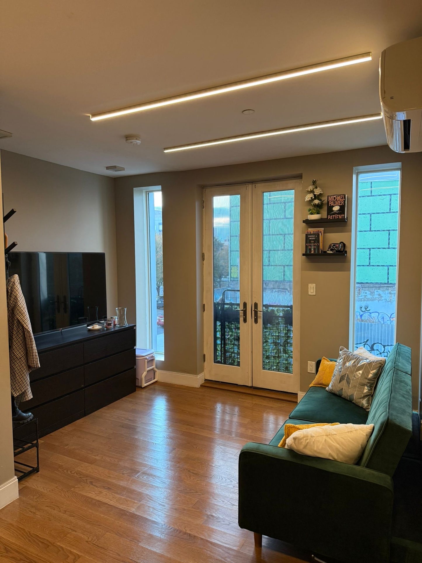 Private Room in a Renovated Apartment in Bushwick, Close to the Train