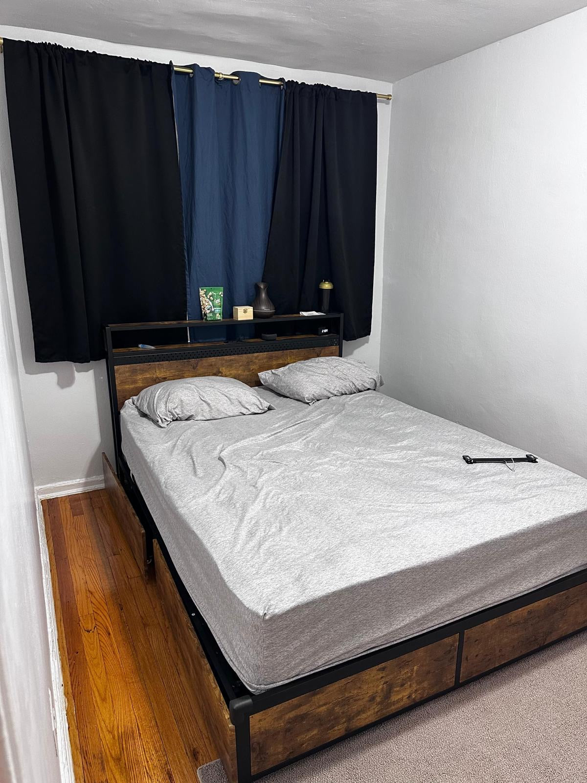 Habitación cómoda para caballero