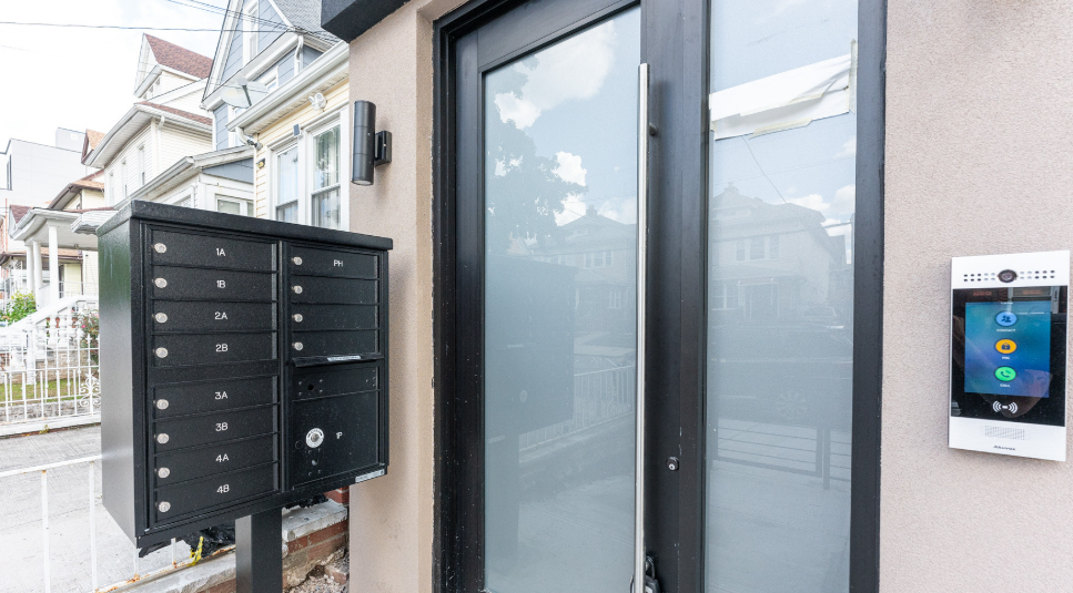 Modern Studio Apartment in Flatbush