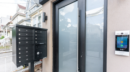 Modern Studio Apartment in Flatbush