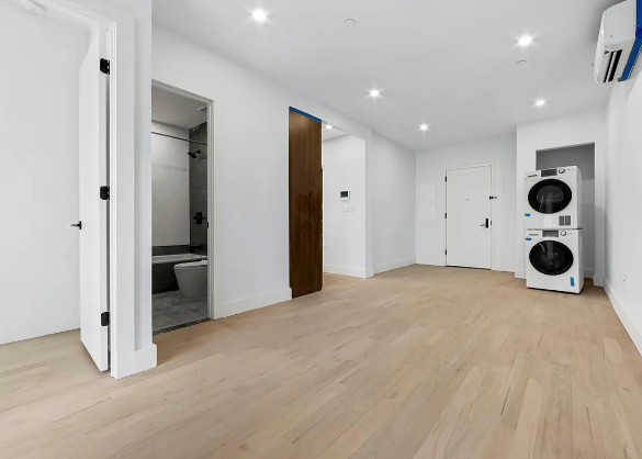 Modern 2 Bedroom / 1 Bathroom in Prospect Lefferts Gardens