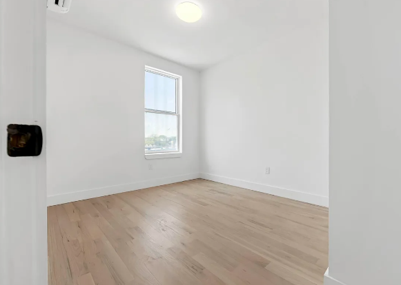 Modern 2 Bedroom / 1 Bathroom in Prospect Lefferts Gardens
