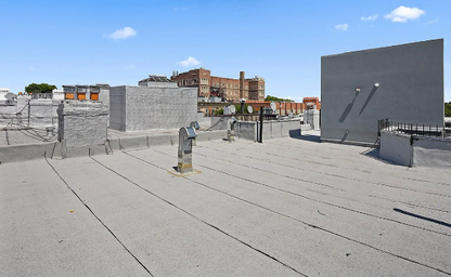 Modern 2 Bedroom / 1.5 Bathroom Duplex in Ridgewood