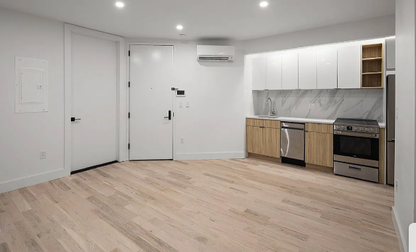 Modern 2 Bedroom / 1.5 Bathroom Duplex in Ridgewood