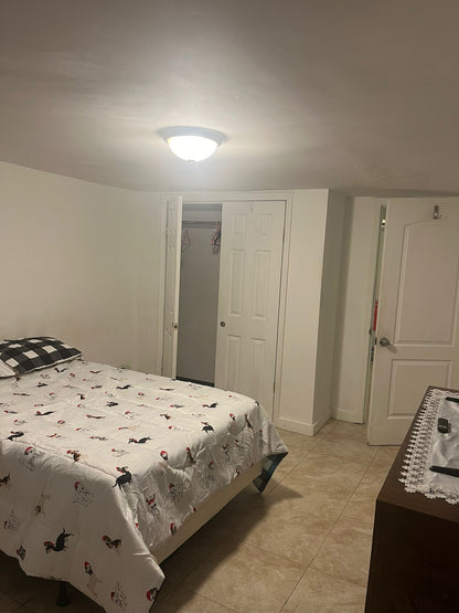 Se renta habitación en East New York!