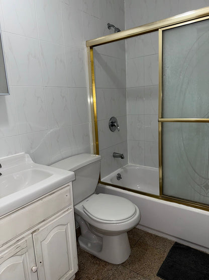 Habitación privada en Woodside!