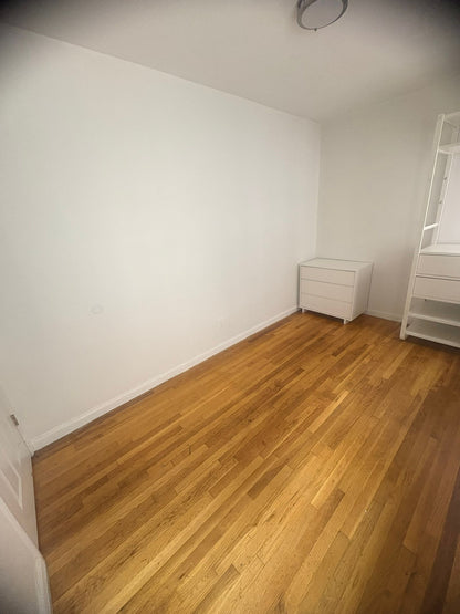 Habitación privada, grande y hermosa en Queens