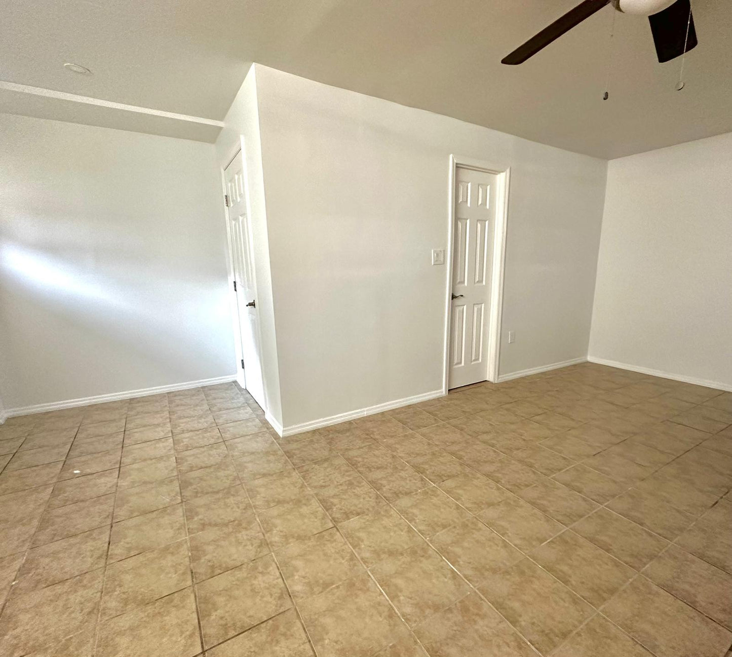 Studio for rent in Jamaica!!