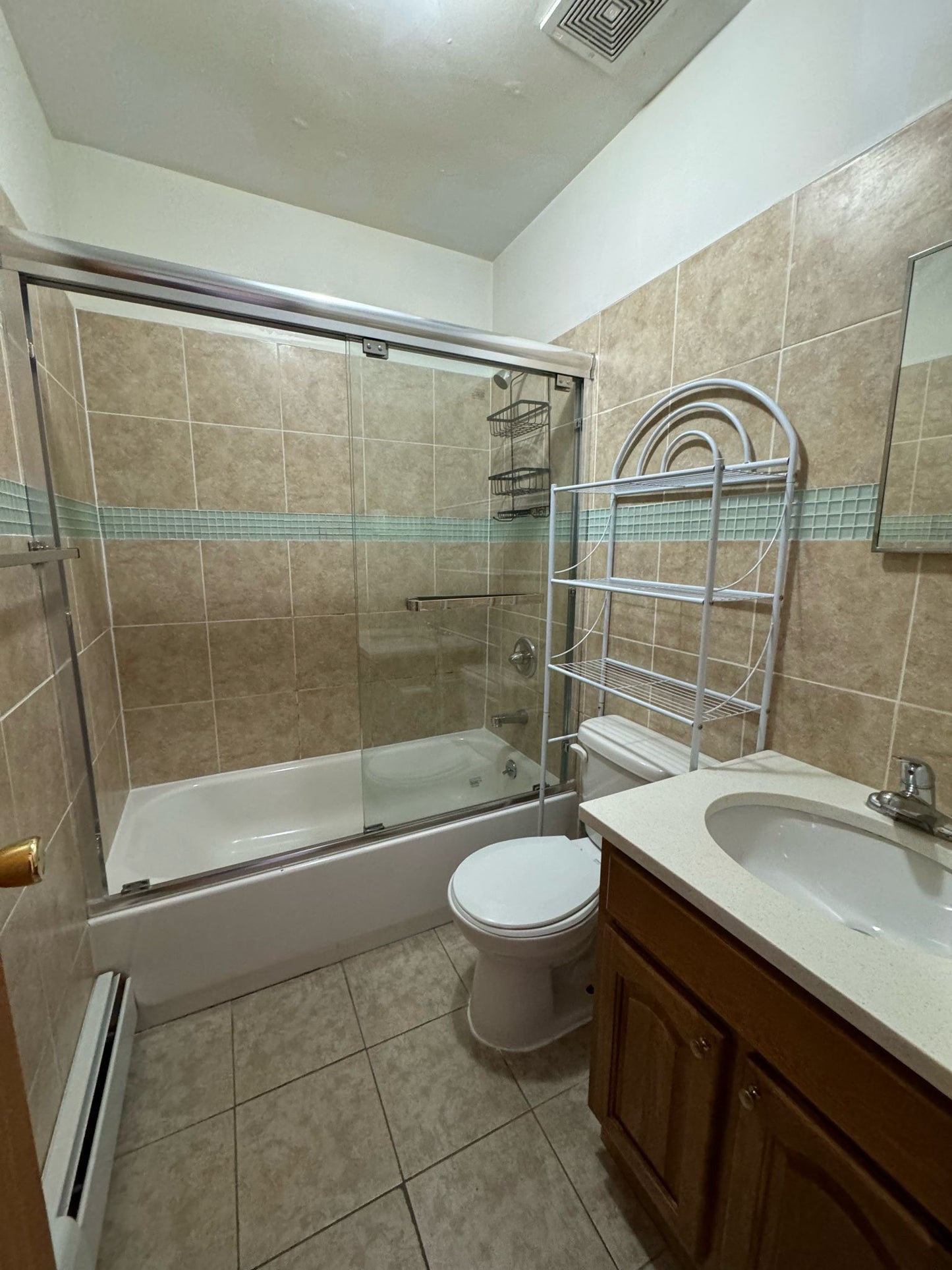 Habitación privada en Corona con baño privado para dos personas