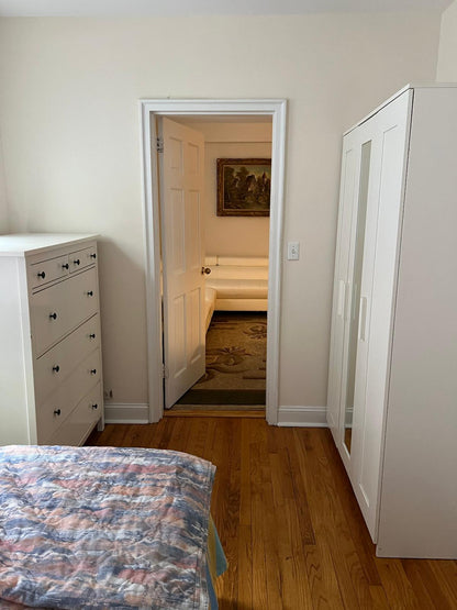 Una habitacion muy confortable, en Rego Park.