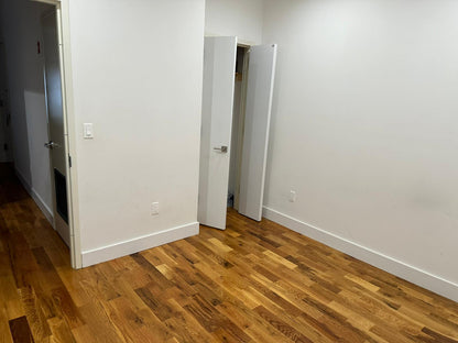 Habitación para una Persona en East Elmhurts