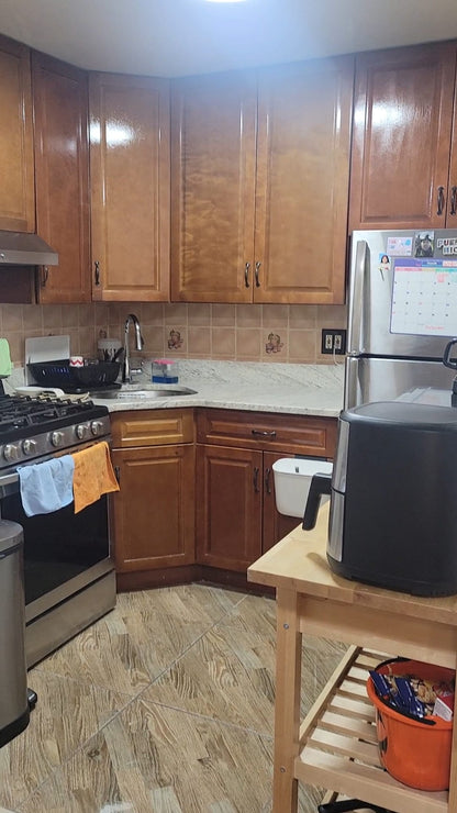 Private room near train J