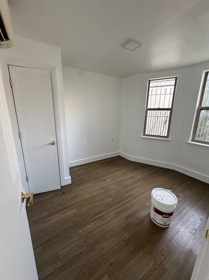 DUPLEX DISPONIBLE EN CROWN HEIGHTS