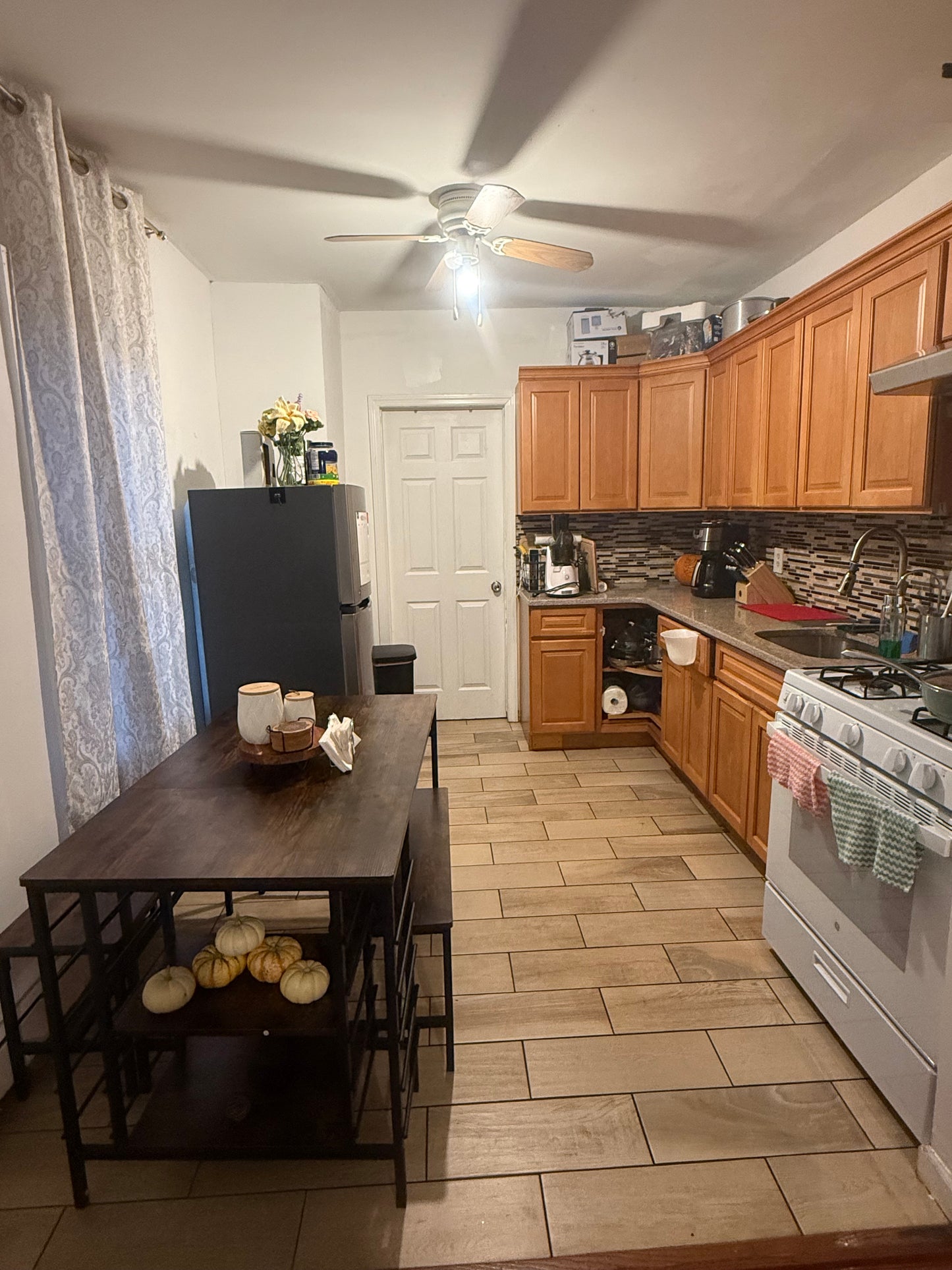 Se renta habitación privada en apartamento de tan solo 2 habitaciones.