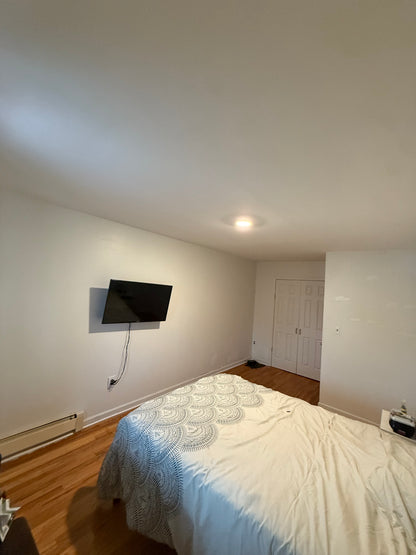 Habitación privada en Woodside, cerca del tren
