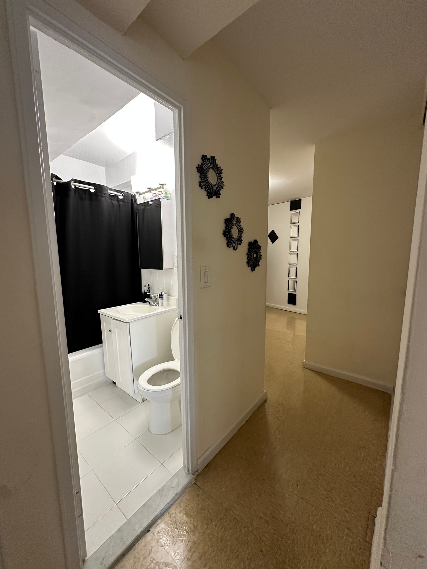 Bright Room in a Residential Complex with Pool – Corona