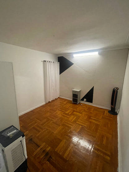 Room in Jackson Heights – Immediate Move-In