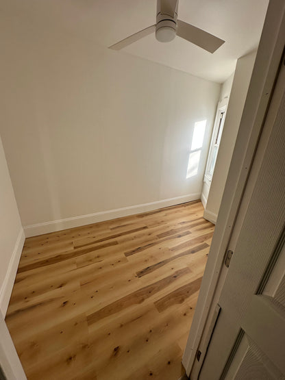 Room in Queens – Ground Floor with Private Half Bathroom