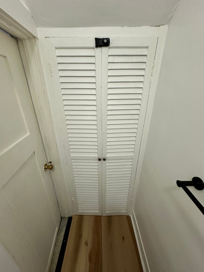 Room in Queens – Ground Floor with Private Half Bathroom